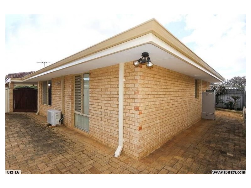4/15 Murray Court, Armadale WA 6112