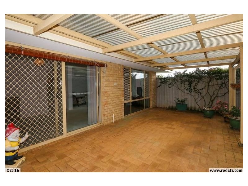 4/15 Murray Court, Armadale WA 6112