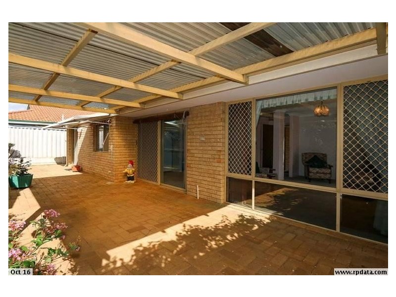 4/15 Murray Court, Armadale WA 6112