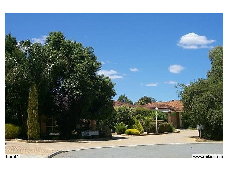 4/15 Murray Court, Armadale WA 6112