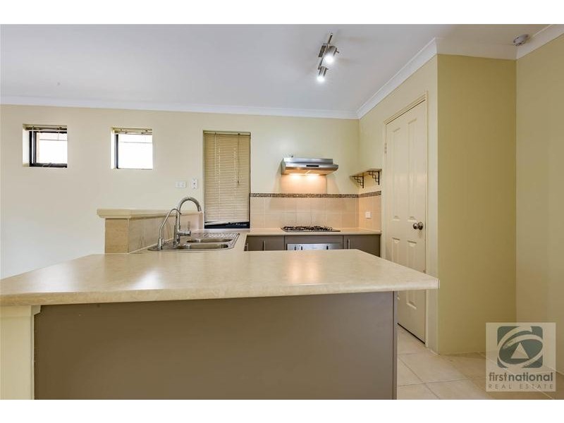 2/65 Seventh Road, Armadale WA 6112