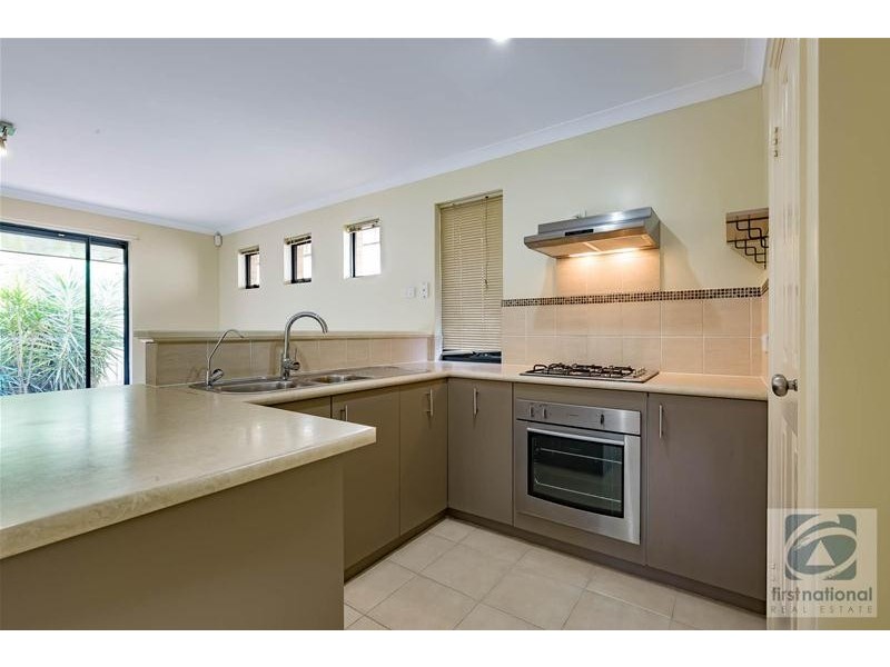 2/65 Seventh Road, Armadale WA 6112