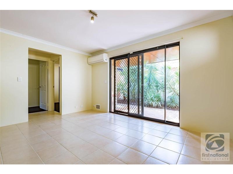 2/65 Seventh Road, Armadale WA 6112