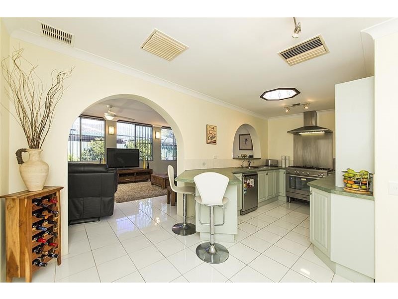 1 Astinal Drive, Gosnells WA 6110