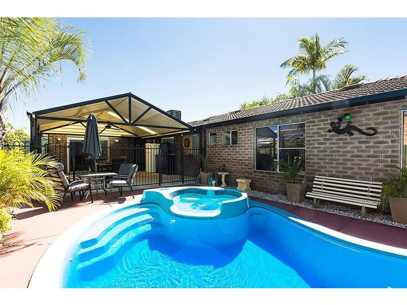 1 Astinal Drive, Gosnells WA 6110