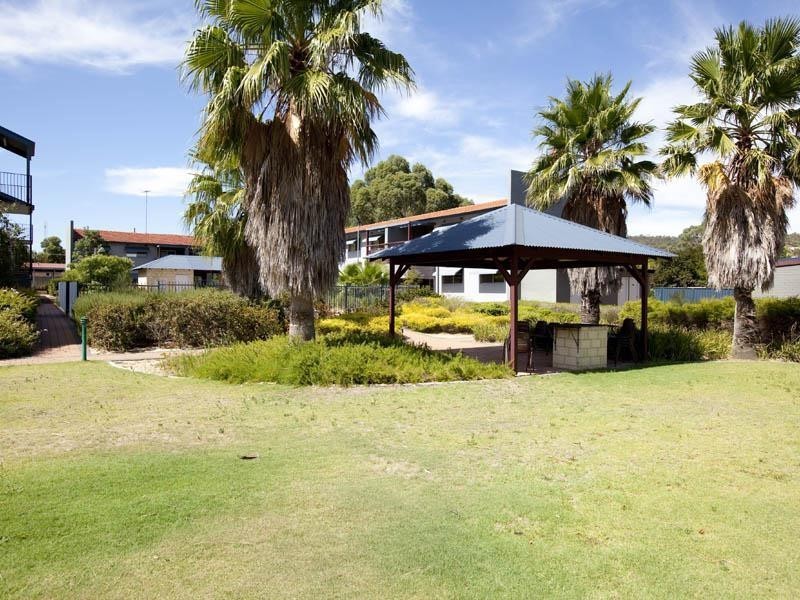 15/14 Coralie Court, Armadale WA 6112