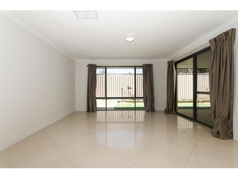 65A Cyril Avenue, High Wycombe WA 6057