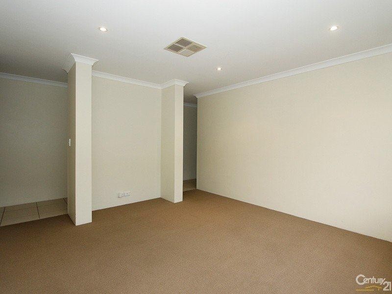 7 Vivien Avenue, Baldivis WA 6171