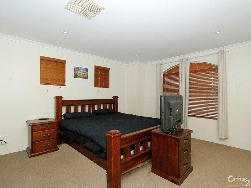 7 Vivien Avenue, Baldivis WA 6171