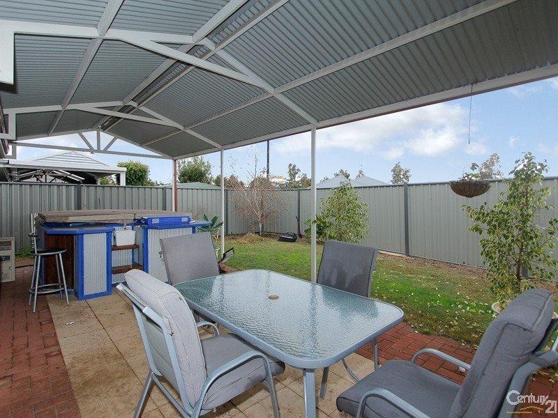 7 Vivien Avenue, Baldivis WA 6171