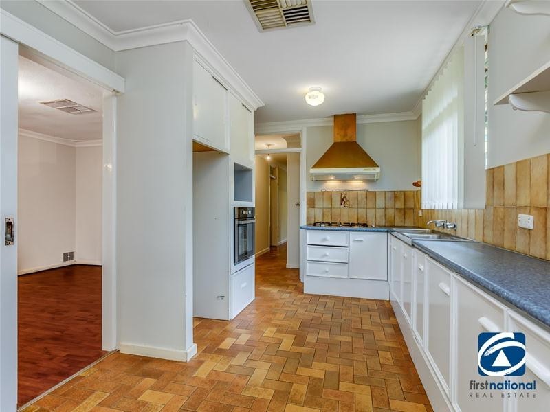 14 Natasha Way, Camillo WA 6111