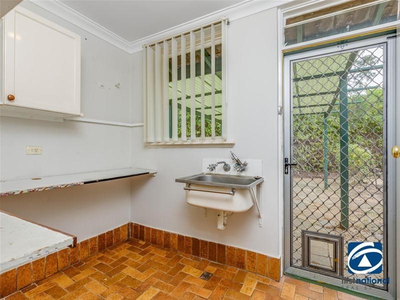 14 Natasha Way, Camillo WA 6111