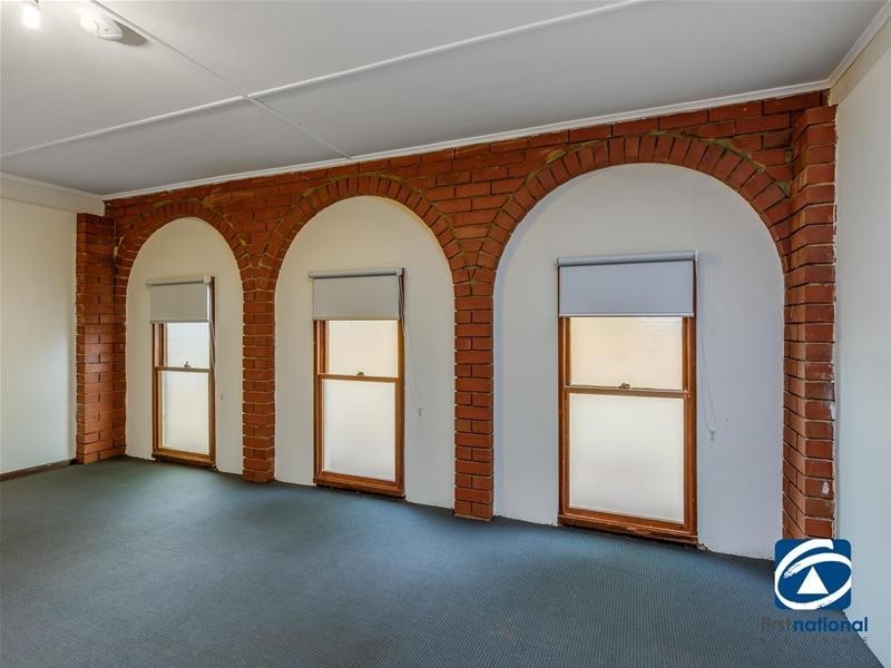 14 Natasha Way, Camillo WA 6111