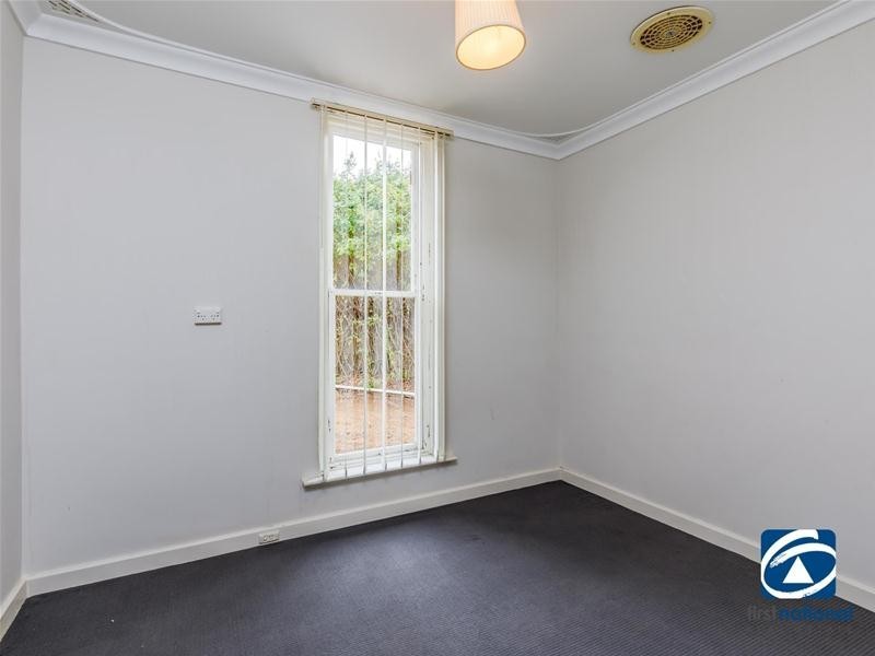 14 Natasha Way, Camillo WA 6111