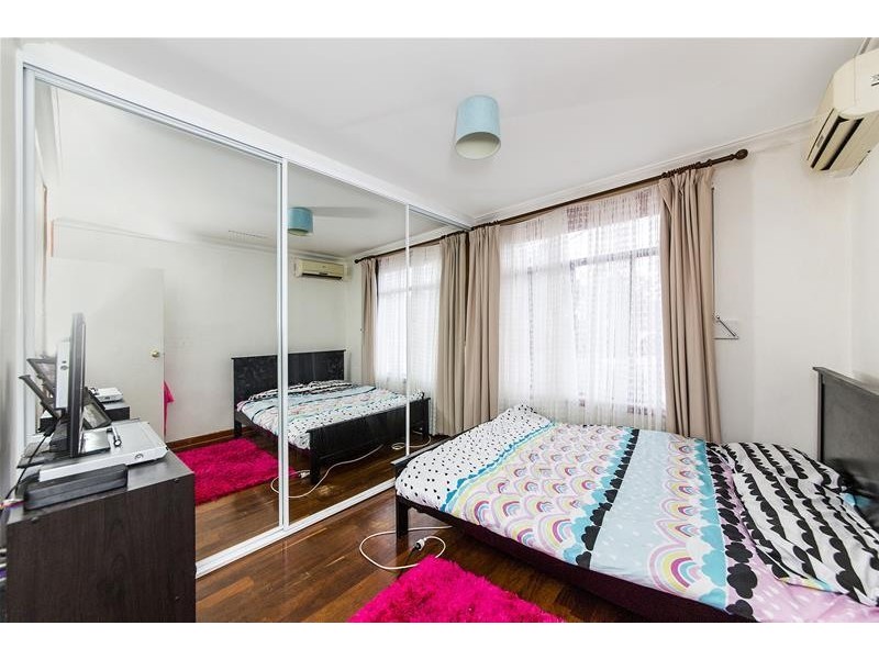 5 Panorama Drive, Kelmscott WA 6111