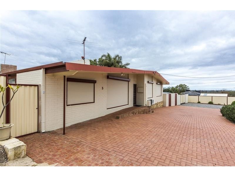 5 Panorama Drive, Kelmscott WA 6111