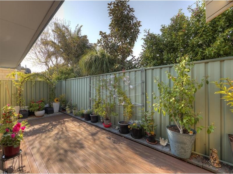 7/456 Kalamunda Road, High Wycombe WA 6057