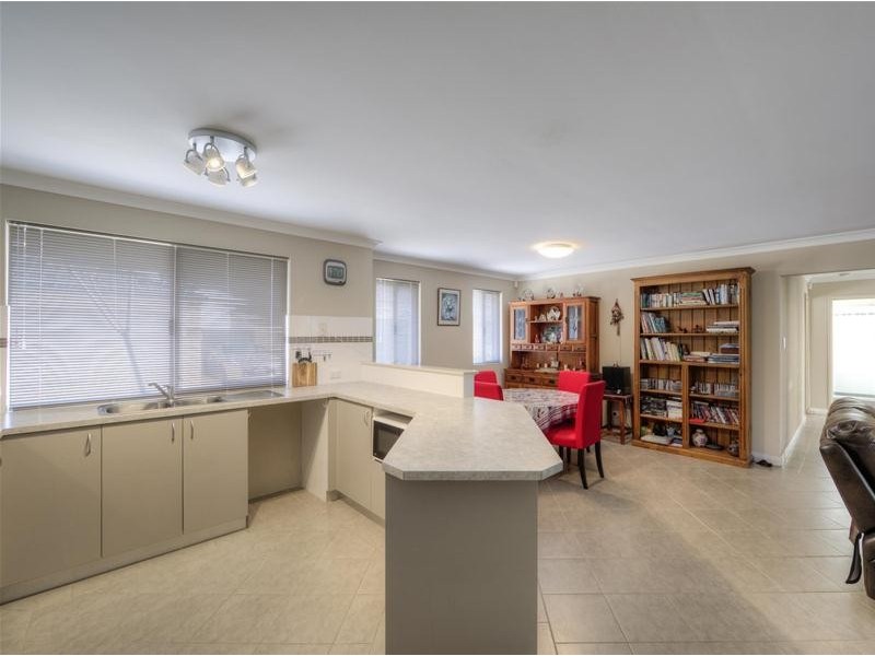 7/456 Kalamunda Road, High Wycombe WA 6057