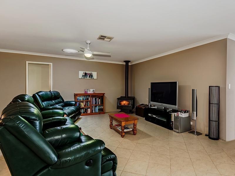 119 Wright Road, Mardella WA 6125