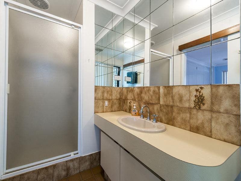 16 Alola Street, Kelmscott WA 6111