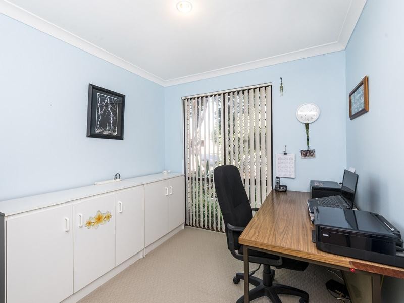 16 Alola Street, Kelmscott WA 6111