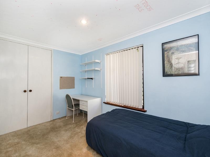 16 Alola Street, Kelmscott WA 6111