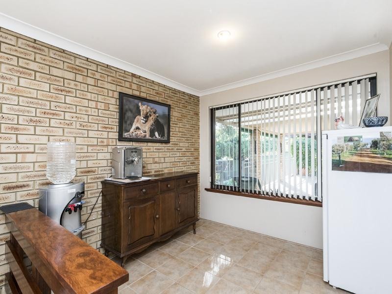 16 Alola Street, Kelmscott WA 6111