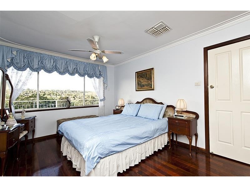 2 Carrick Road, Mount Richon WA 6112