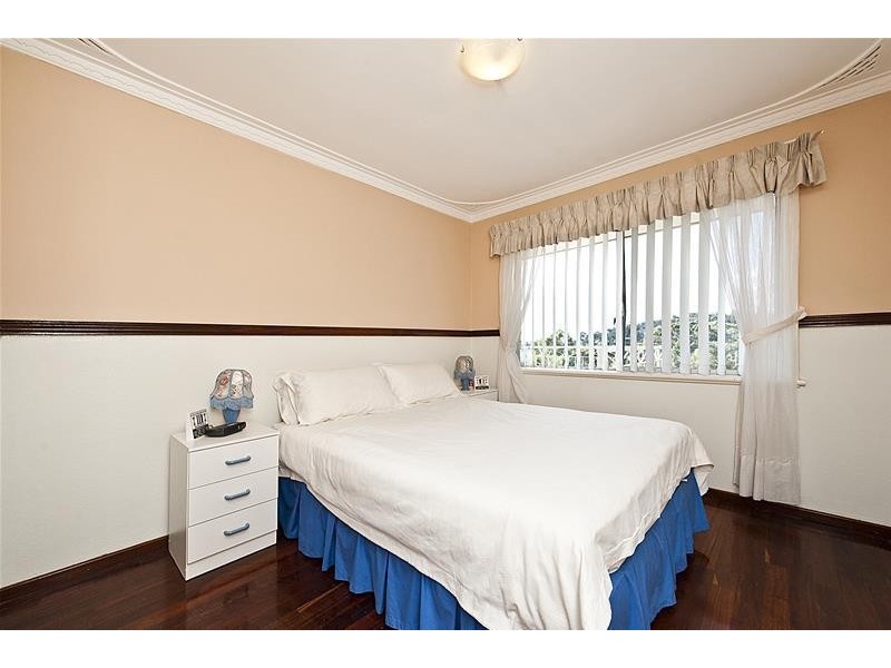 2 Carrick Road, Mount Richon WA 6112