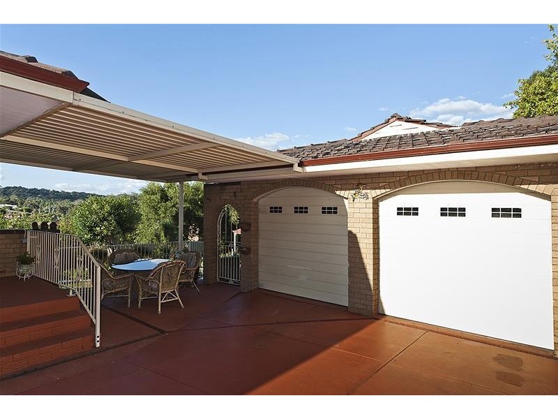 2 Carrick Road, Mount Richon WA 6112