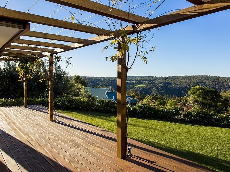 21 Henty Lookout, Roleystone WA 6111