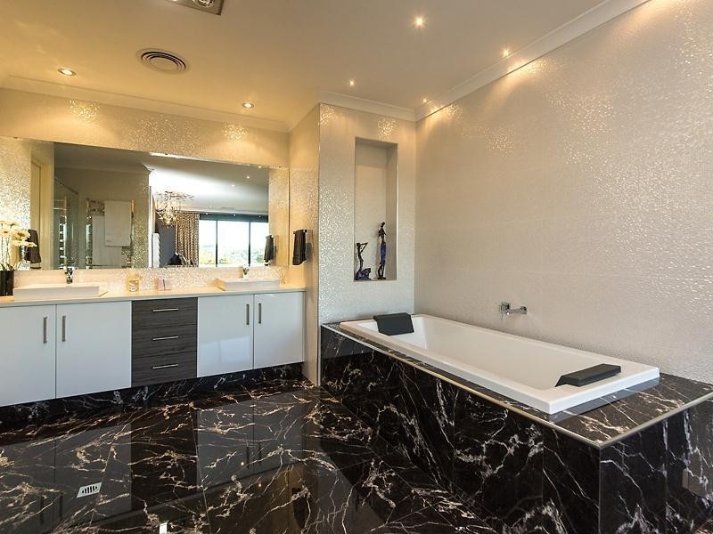 21 Henty Lookout, Roleystone WA 6111