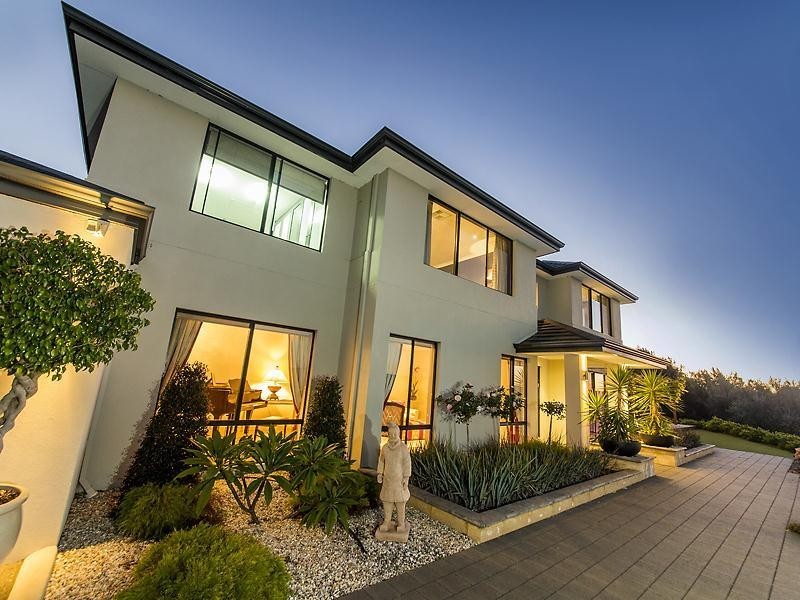 21 Henty Lookout, Roleystone WA 6111