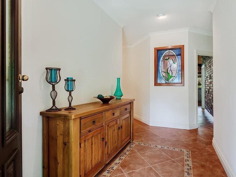 12 Foxton Drive, Oakford WA 6121