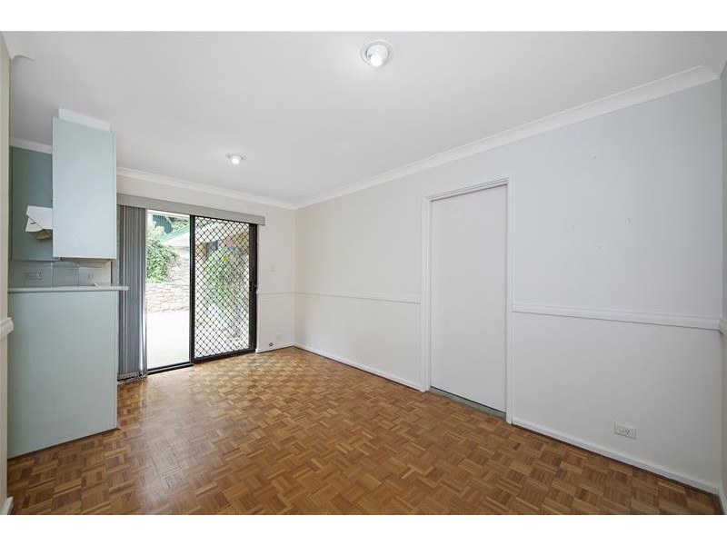 44 Harrison Road, Mount Richon WA 6112