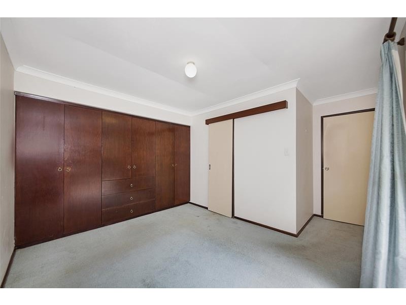 44 Harrison Road, Mount Richon WA 6112