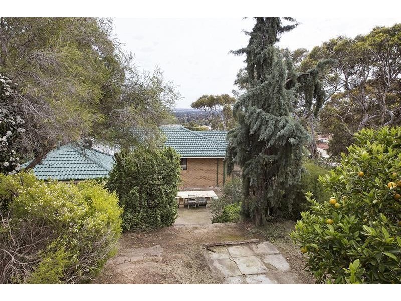 44 Harrison Road, Mount Richon WA 6112