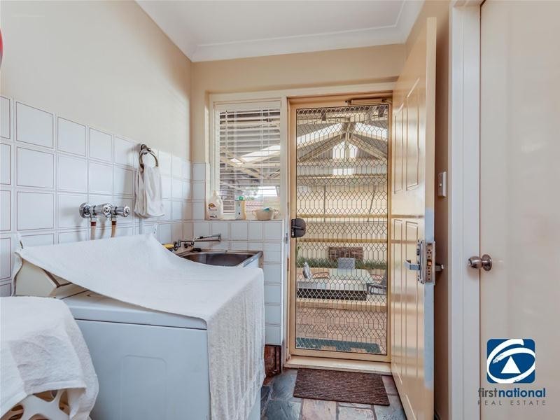 56 Amethyst Crescent, Mount Richon WA 6112