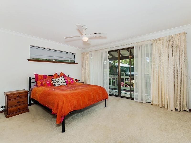 65 Peters Way, Oakford WA 6121