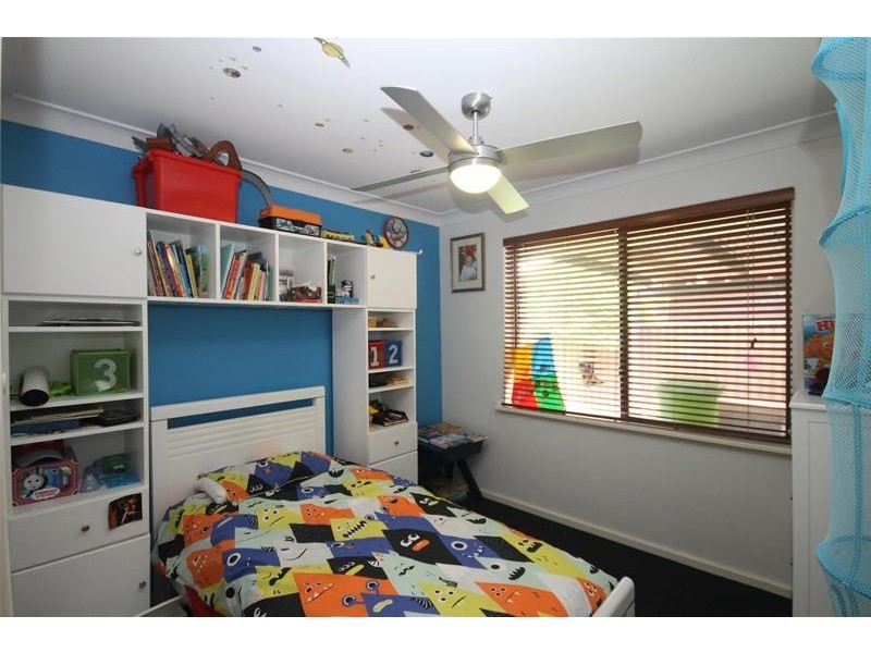 10 Wakehurst Place, Kelmscott WA 6111