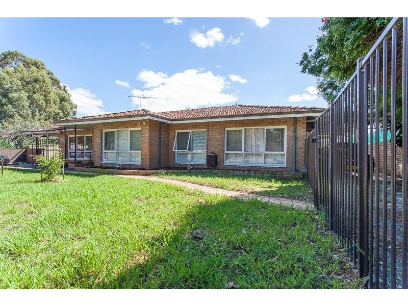 43 Angelo Street, Armadale WA 6112