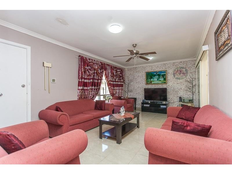 43 Angelo Street, Armadale WA 6112