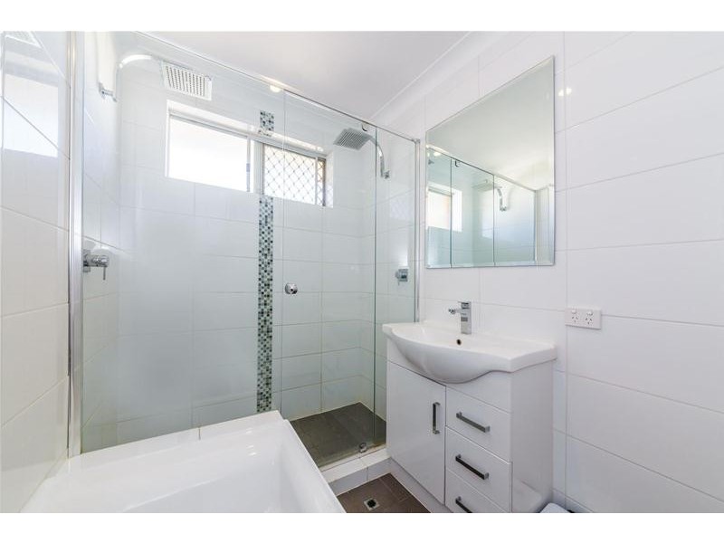 9 Kootingal Road, Armadale WA 6112