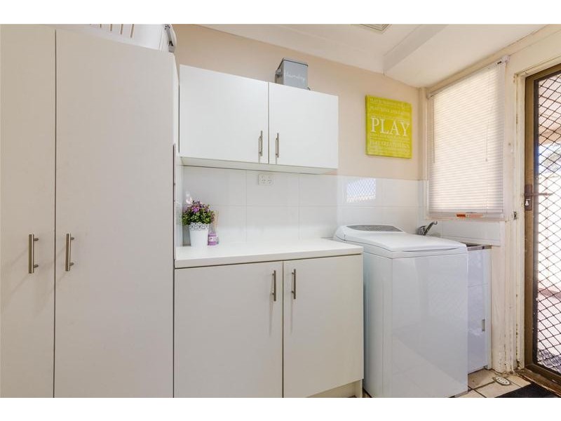 9 Kootingal Road, Armadale WA 6112