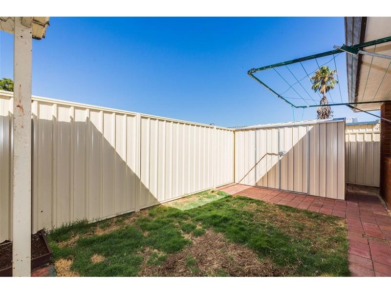 9 Kootingal Road, Armadale WA 6112