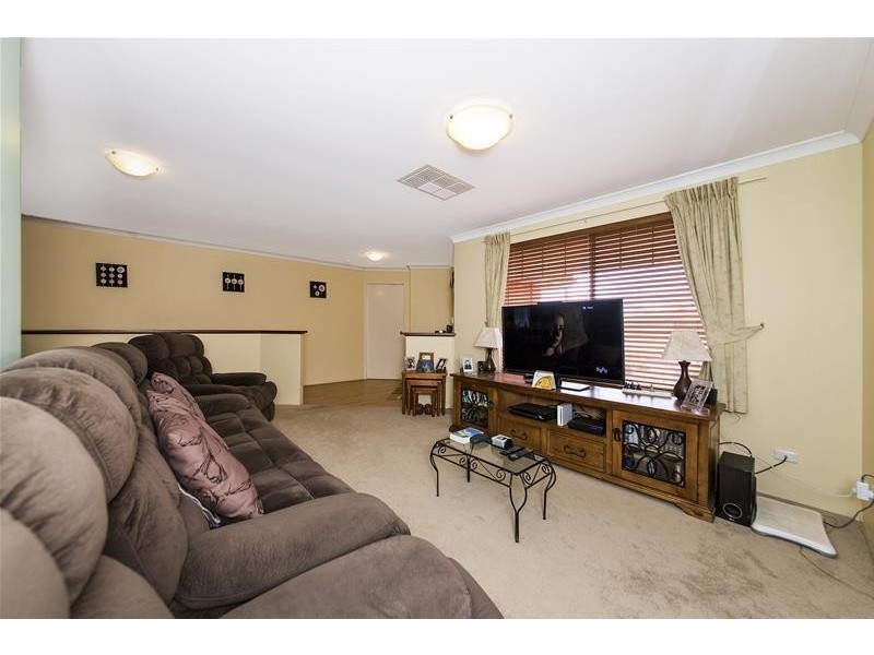 30 Challis Road, Armadale WA 6112