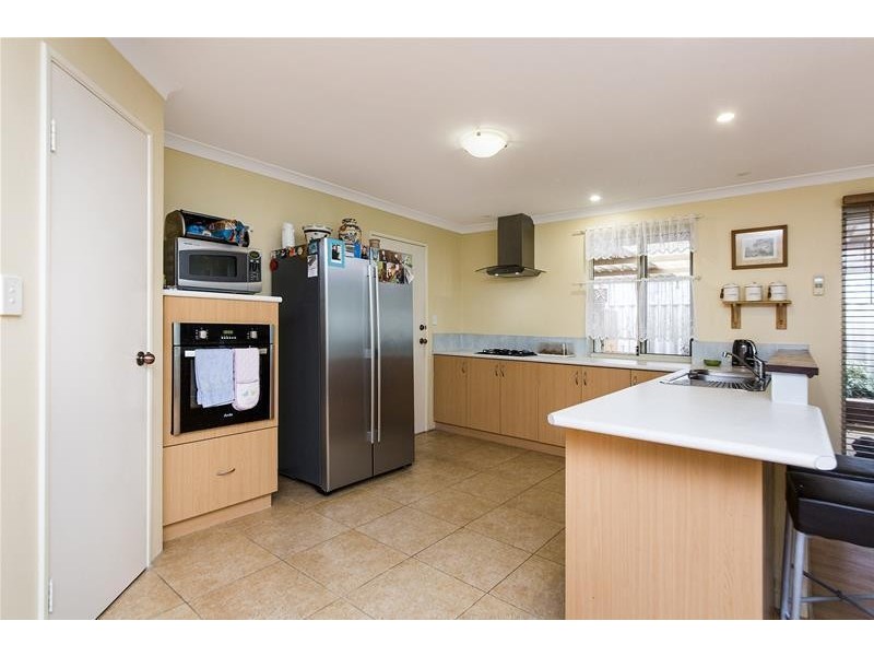 30 Challis Road, Armadale WA 6112