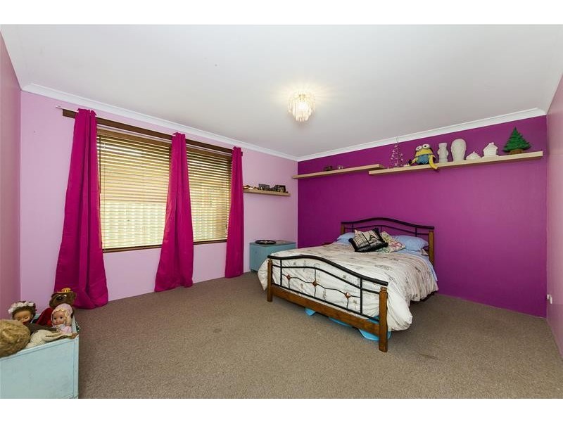 30 Challis Road, Armadale WA 6112