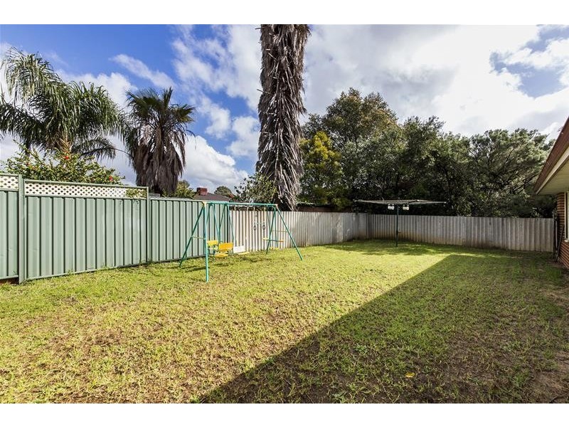 30 Challis Road, Armadale WA 6112