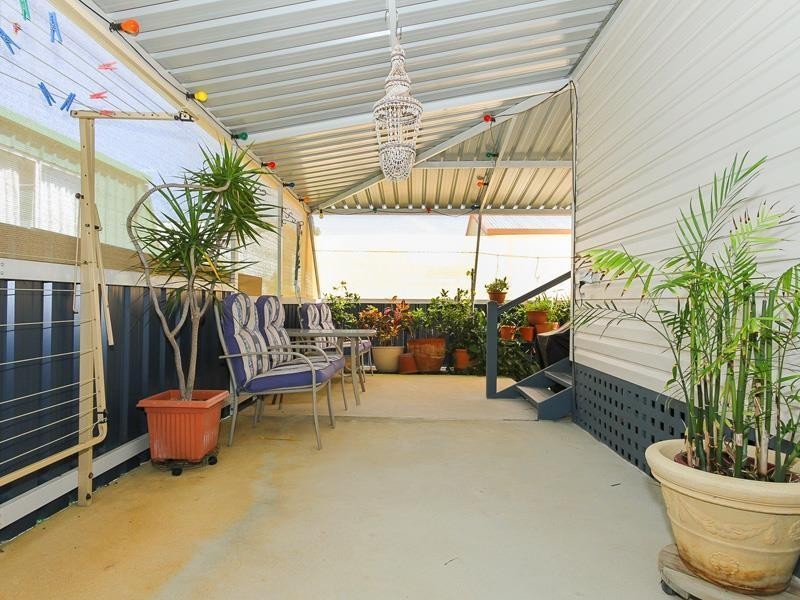 219/270 South Western Highway, Mount Richon WA 6112